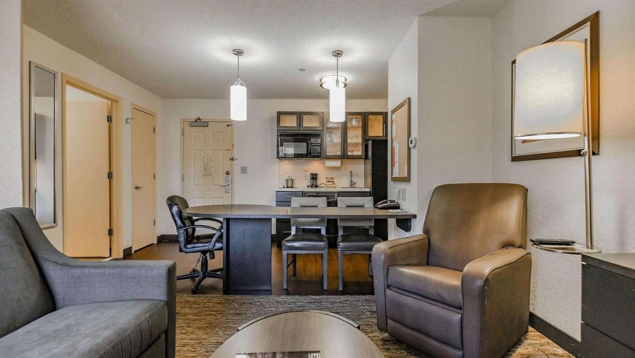 Sonesta Simply Suites Philadelphia Маунт-Лорел Екстер'єр фото